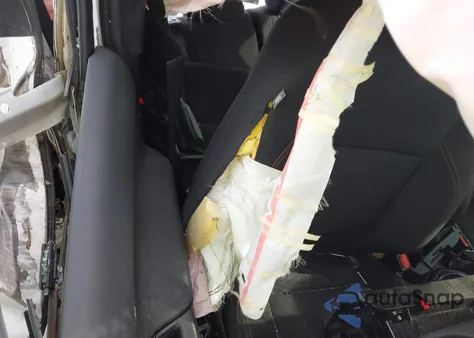 2019 Toyota Tacoma Trd Off Road z USA, uszkodzony, nr VIN 3TMDZ5BN1KM057580